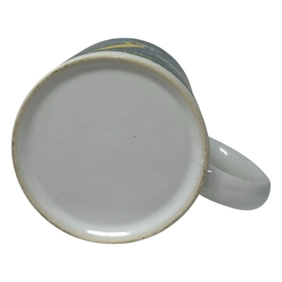 Puerto Vallarta White Ceramic Mug With Vibrant Parrot Design - Picture 8 of 9